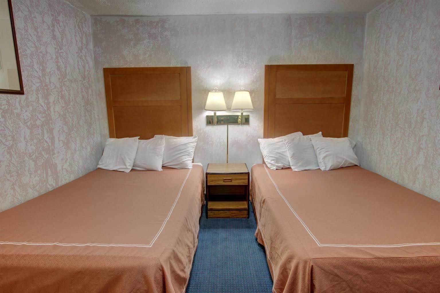 Castle Inn & Suites Niagara Falls Zewnętrze zdjęcie